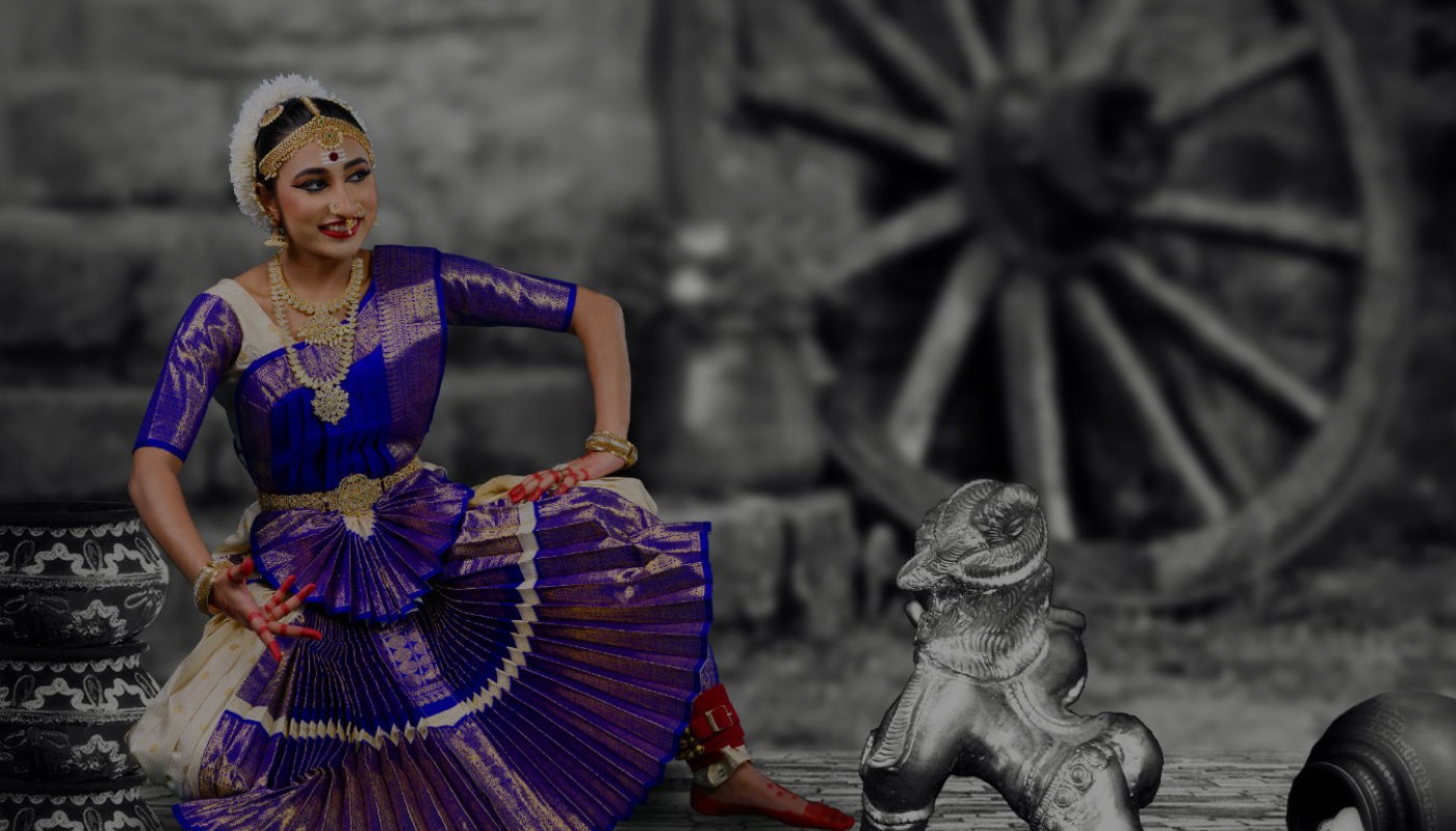Young Bharatanatyam Dancer Looks Lord Krishna Stock Photo 1222857976 |  Shutterstock